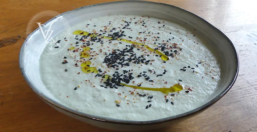 Velouté froid de concombre à la crème de coco