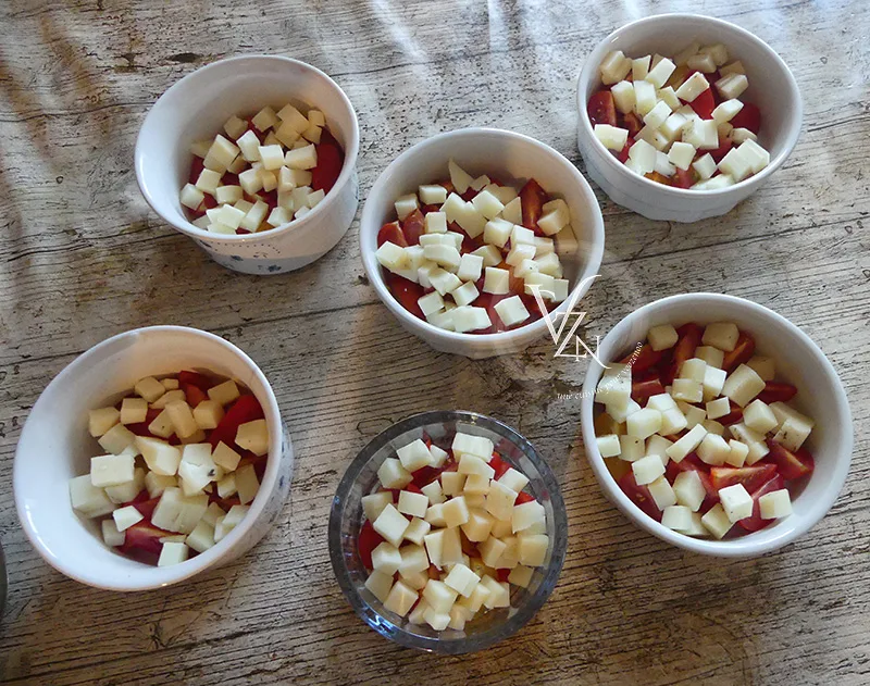 Clafoutis aux tomates cerises, brebis et crumble à l'avoine étape1
