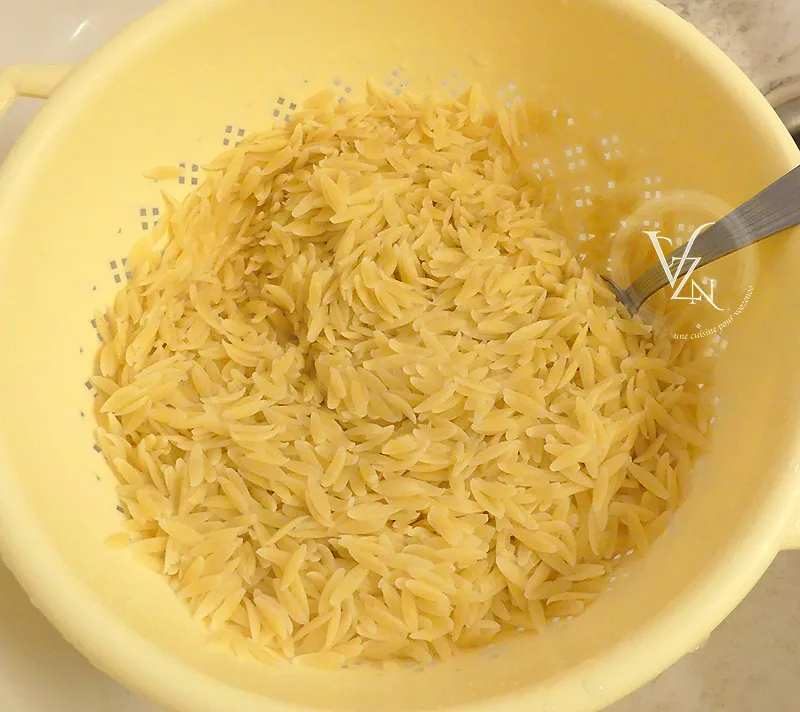 Poêlée d'orzo aux gambas et tomates rôties étape4